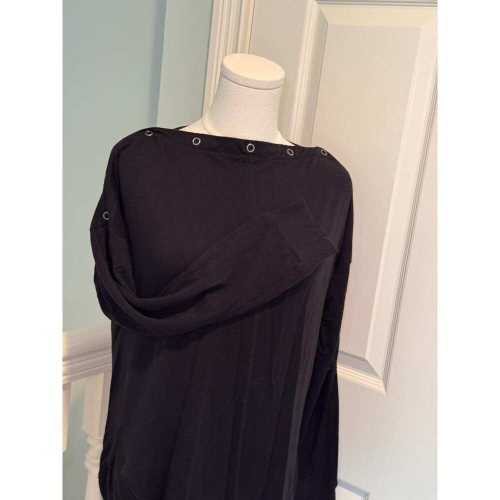 Maurices Black Long Sleeve Boat Neck Top Grommet Detail Womens Size S